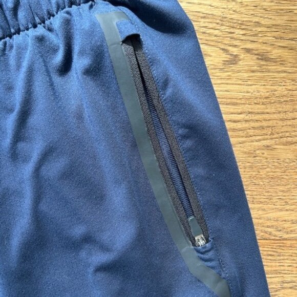 Rhone 9" Unlined Mesh Shorts - Navy - Large - Picture 2 of 5